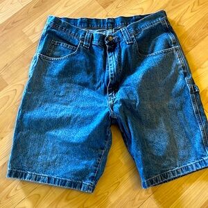Wrangler Men’s Denim Carpenters Shorts. Waist 34